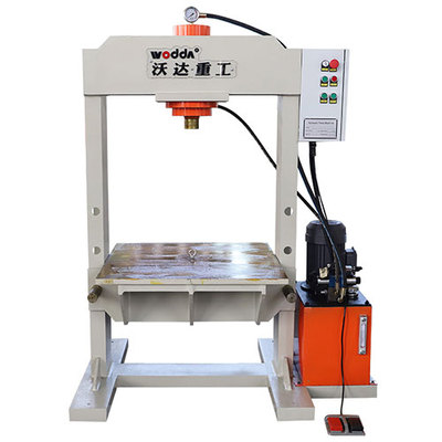 30吨龙门液压机