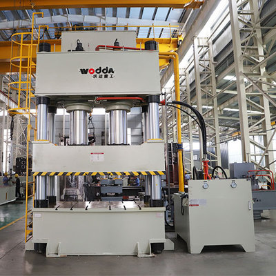 1000吨三梁四柱液压机