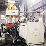 2000吨石墨坩埚成型液压机